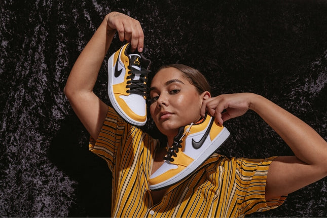 Air Jordan 1 Low Laser Orange