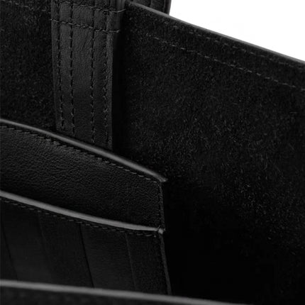 AMI Paris Bolsa tote midi de couro preto