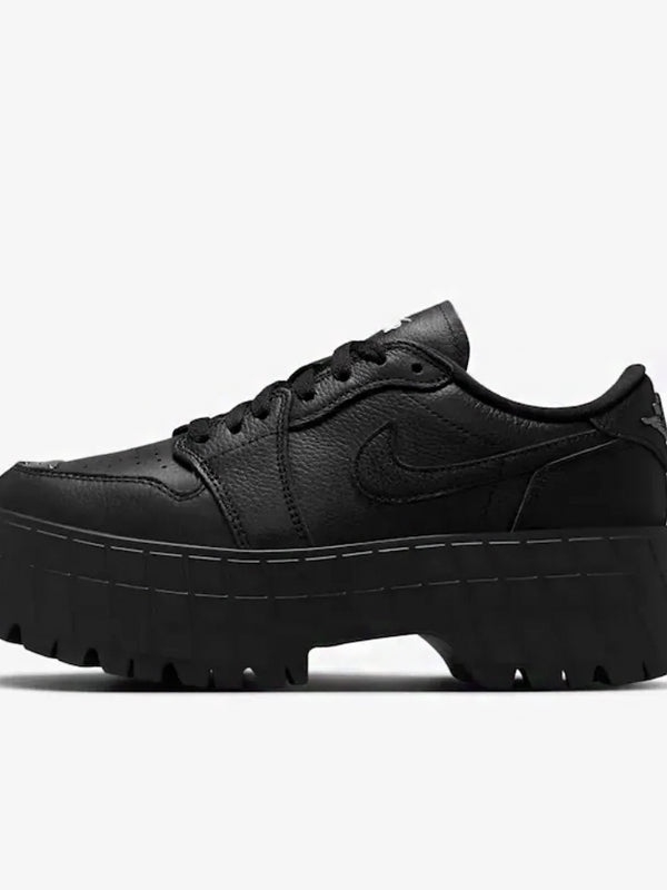 Air Jordan 1 Brooklyn Low Metallic Black