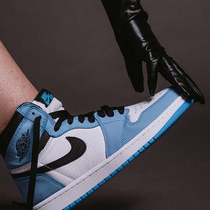 Air Jordan 1 High University Blue
