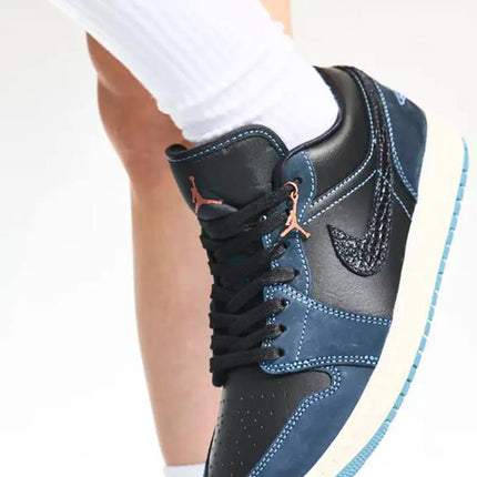 Air Jordan 1 Low SE Black Dark Obsidian Snakeskin
