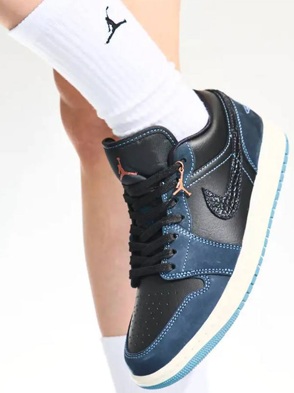 Air Jordan 1 Low SE Black Dark Obsidian Snakeskin