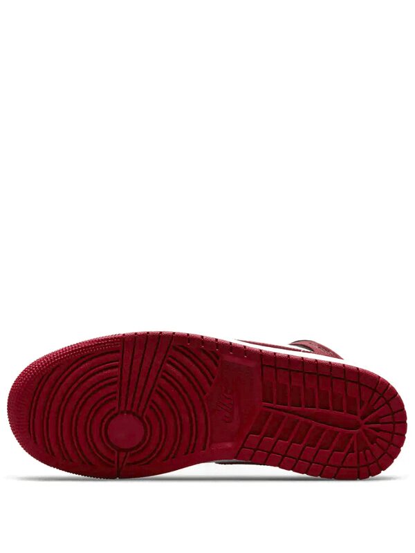 Air Jordan 1 Mid Alternate Bred