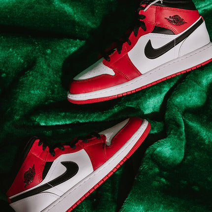 Air Jordan 1 Mid Chicago White 2020