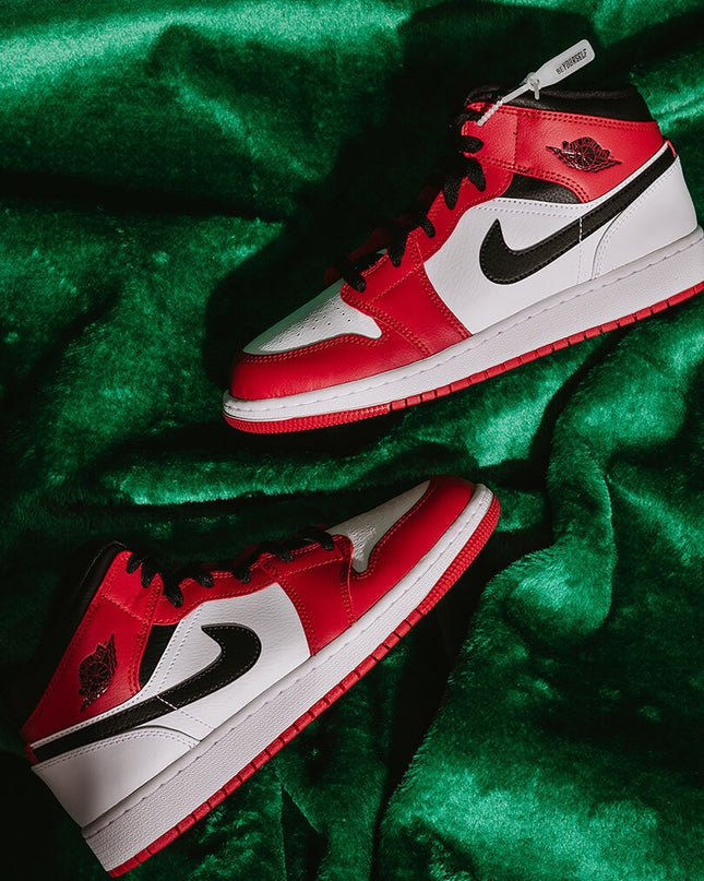 Air Jordan 1 Mid Chicago White 2020