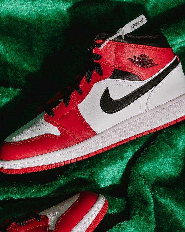 Air Jordan 1 Mid Chicago White 2020