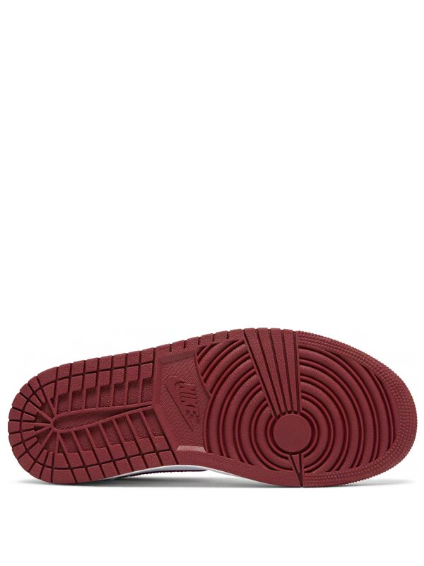 Air Jordan 1 Mid Reverse Chicago