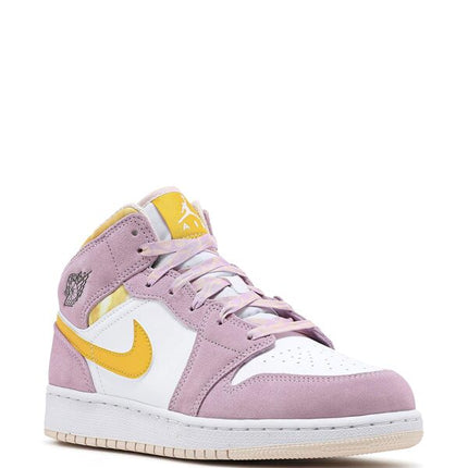 Air Jordan 1 Mid SE Arctic Pink