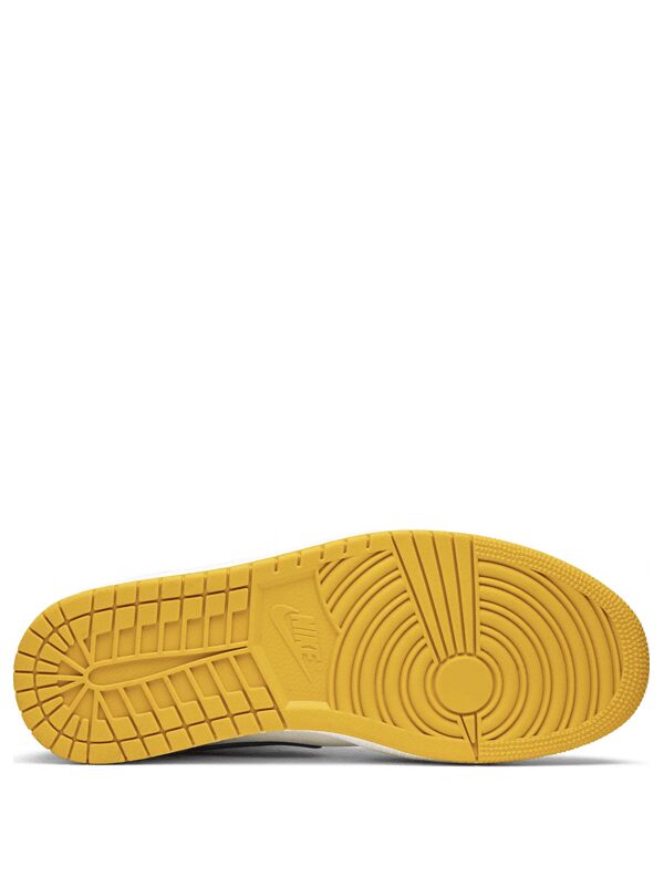 Air Jordan 1 Mid SE Lakers