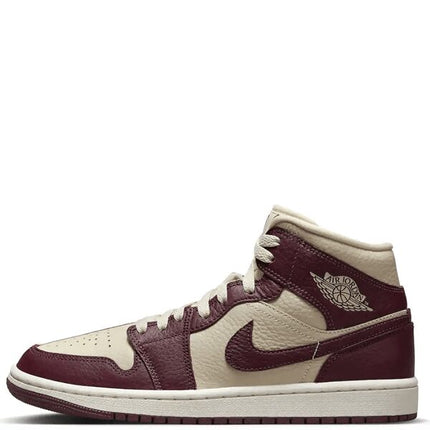 Air Jordan 1 Mid SE Split Beach Cherrywood