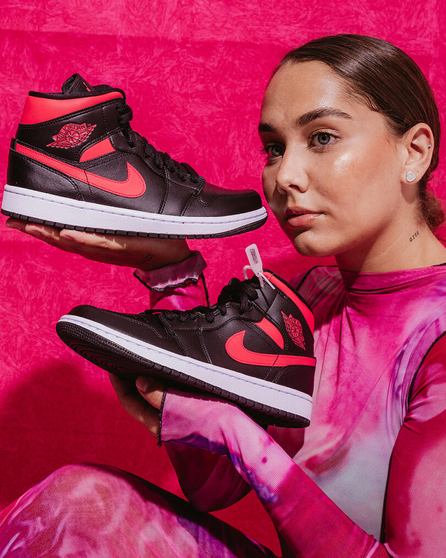 Air Jordan 1 Mid Siren Red