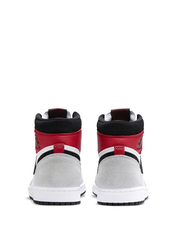 Air Jordan 1 Retro High Light Smoke Grey
