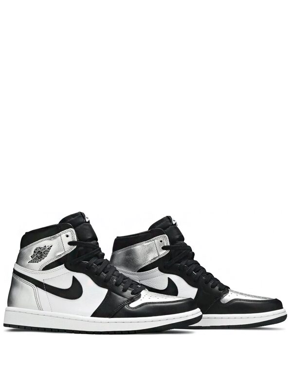 Air Jordan 1 Retro High Silver Toe
