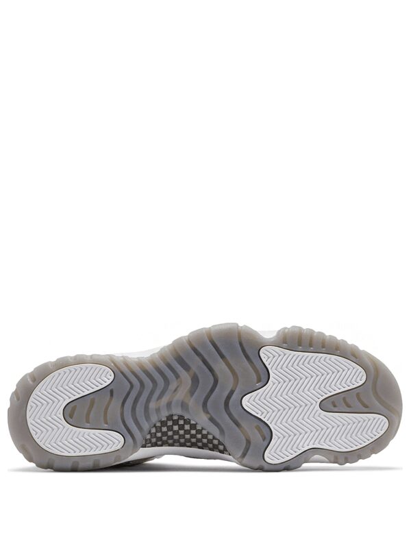Air Jordan 11 Retro Low IE Light Orewood Brown