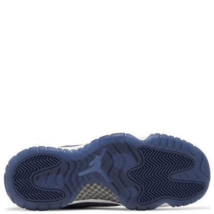 Air Jordan 11 Retro Midnight Navy Velvet