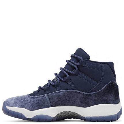 Air Jordan 11 Retro Midnight Navy Velvet