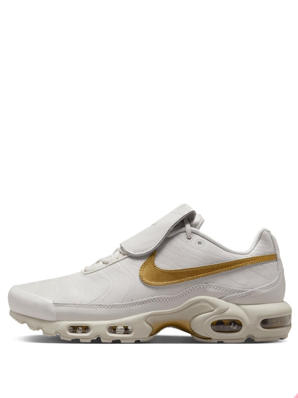 Air Max Plus Tiempo Metallic Gold