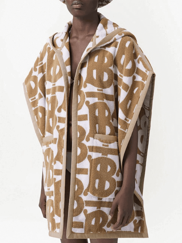 Burberry Pelerine Monogram