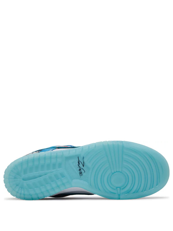 Futura Laboratories x Nike SB Dunk Low White and Geode Teal