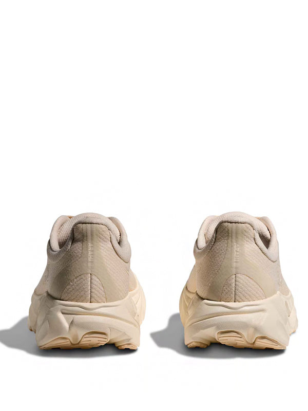 Hoka One One Arahi 8 Birch Alabaster