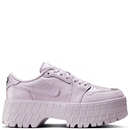 Jordan 1 Brooklyn Low Doll Metallic Pink