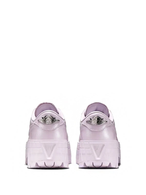 Jordan 1 Brooklyn Low Doll Metallic Pink