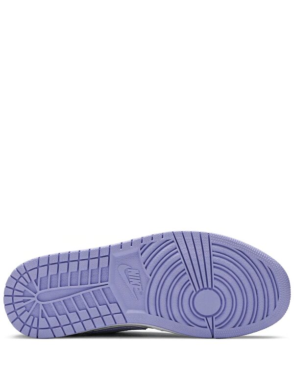 Air Jordan 1 Low SE Arctic Punch