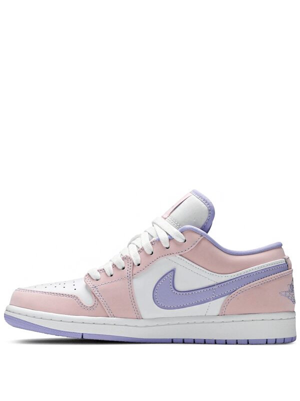 Air Jordan 1 Low SE Arctic Punch