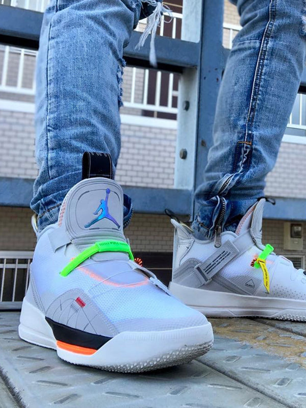 Jordan XXXIII Vast Grey