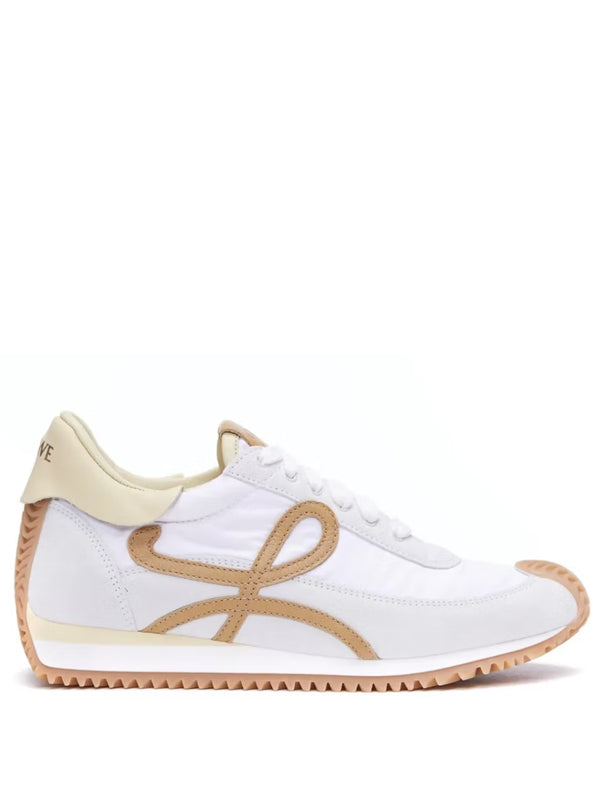 Loewe Flow Runner White