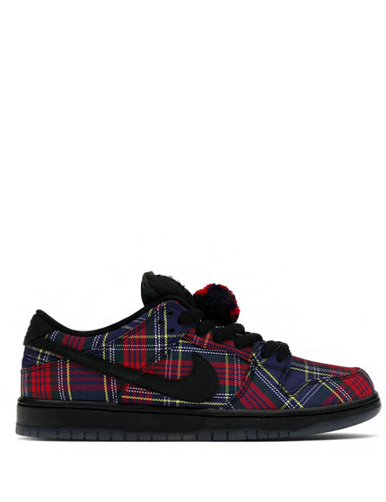 Nardwuar x Nike SB Dunk Low Tam O’ Shanter Hat Black