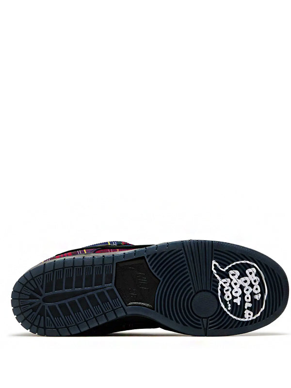 Nardwuar x Nike SB Dunk Low Tam O’ Shanter Hat Black
