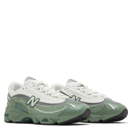New Balance 1000 Green Grey