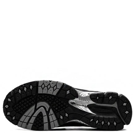 New Balance 1906L Silver Metallic Black