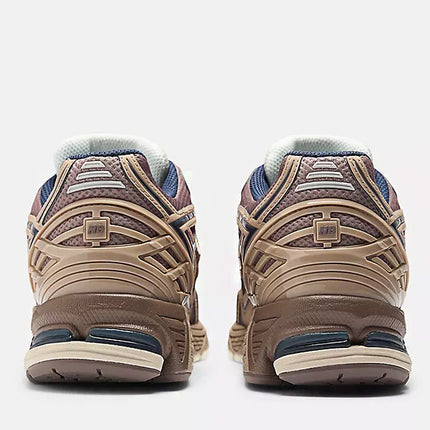 New Balance 1906R Earth Shadow Flat Taupe