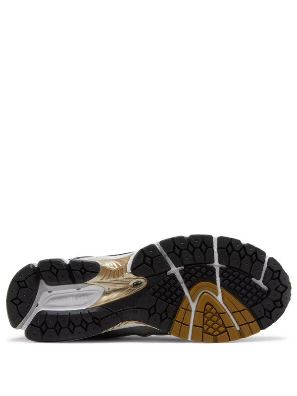 New Balance 1906R Silver Metallic Gold