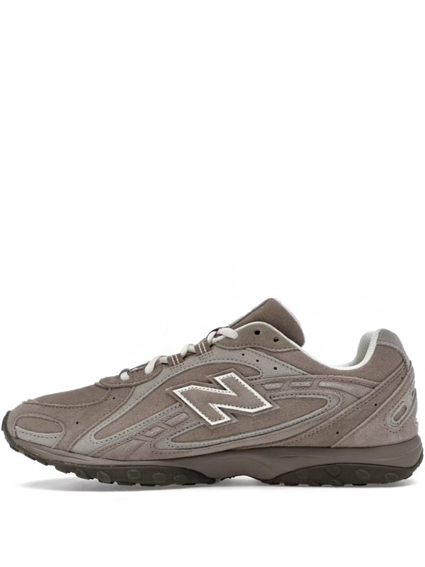 New Balance 204L Mushroom Arid Stone