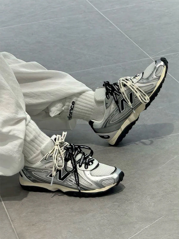 New Balance 204L Silver Metallic Black