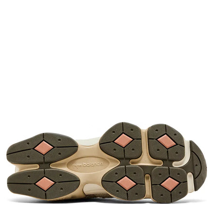 New Balance 9060 Flat Taupe Light Sparrow (Foot Locker Exclusive)