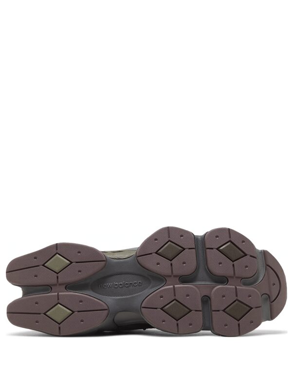 New Balance 9060 Truffle Rich Earth Magnet
