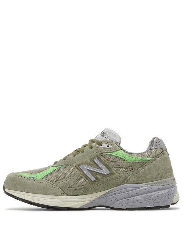 New Balance 990v3 Patta Keep Your Family Close