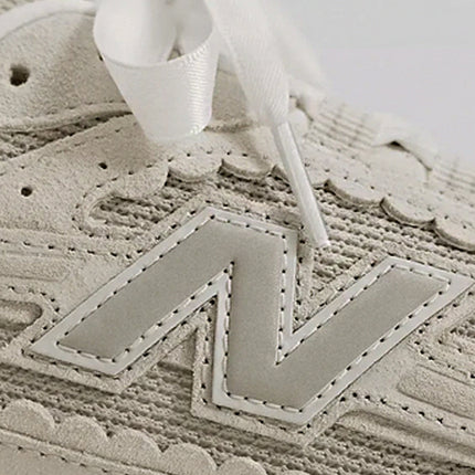 New Balance 204L Sea Salt