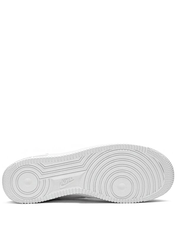 Nike Air Force 1 Low Supreme White