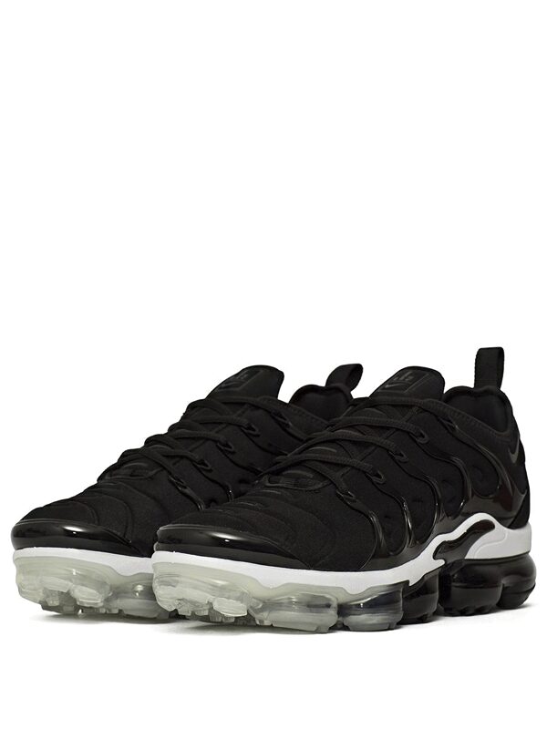 Nike Air Vapor Max Plus Black White