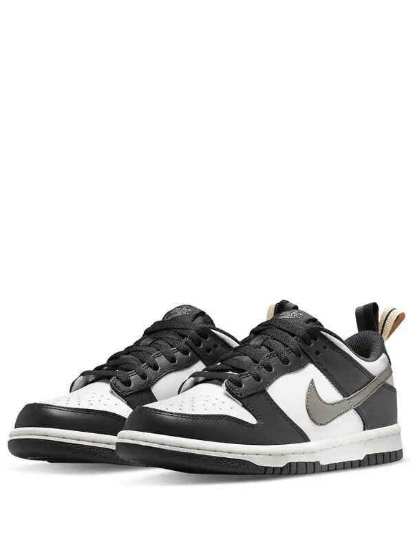 Nike Dunk Low Black/White Metallic
