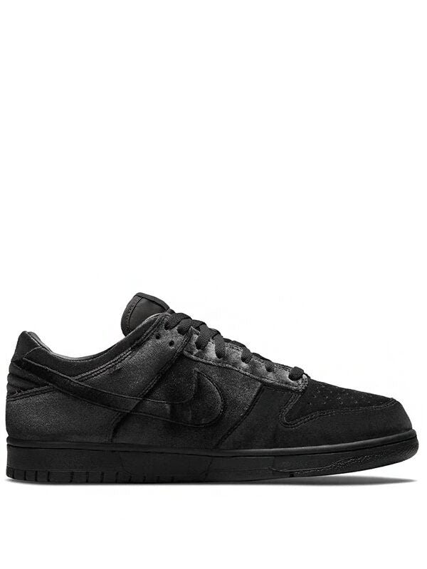 Nike Dunk Low Dover Street Market Triple Black Velvet