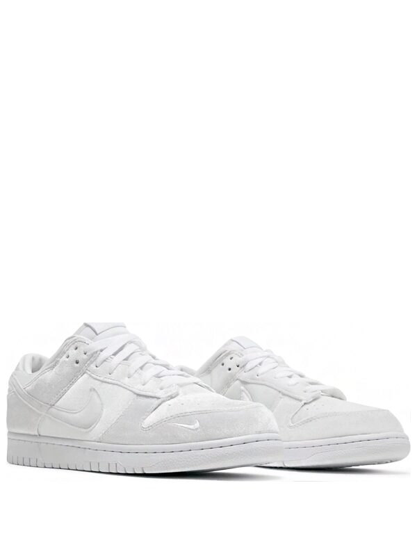 Nike Dunk Low Dover Street Market Triple White Velvet