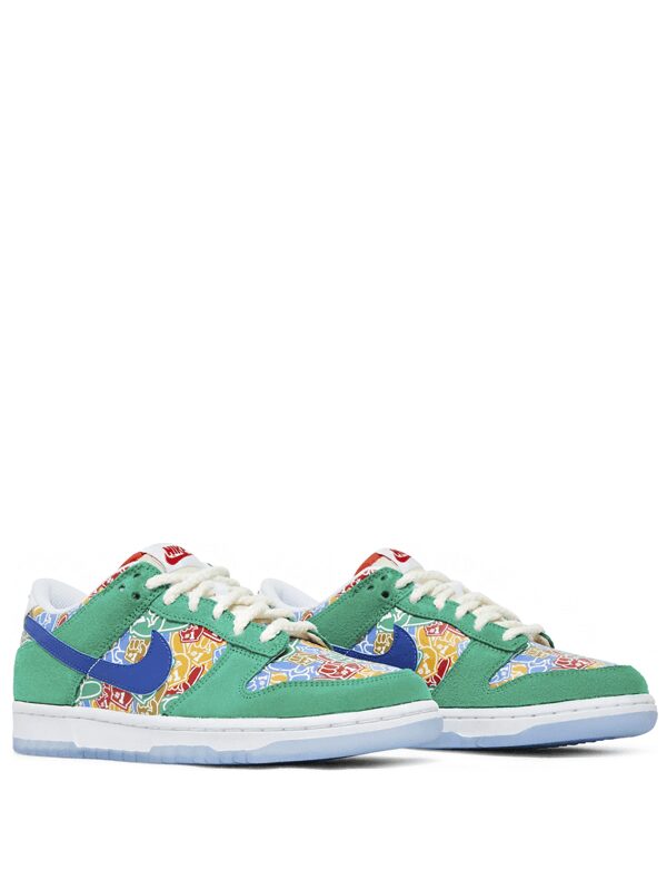 Nike Dunk Low Foam Finger