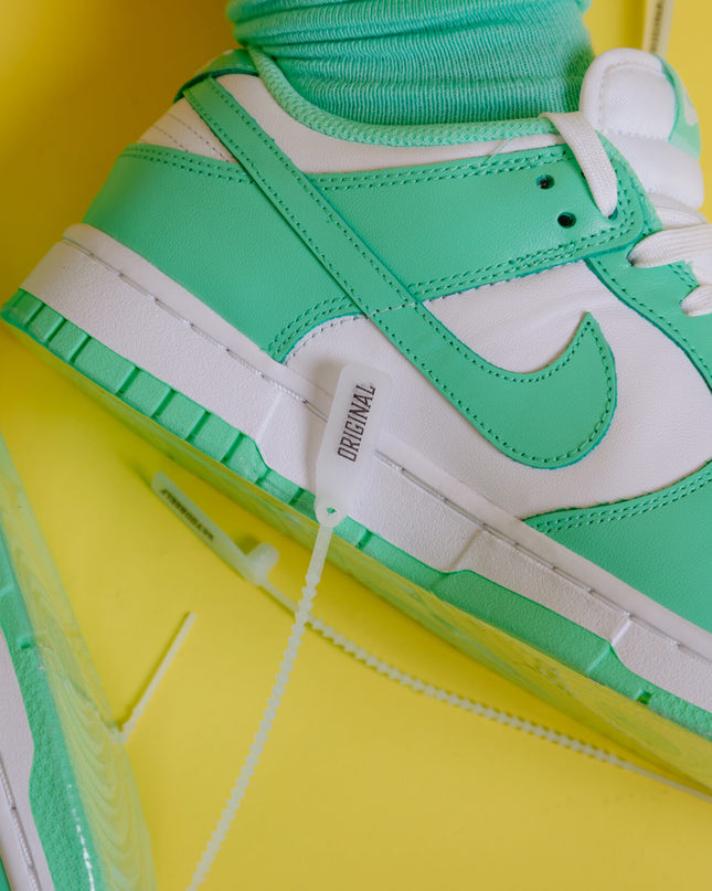 Nike Dunk Low Green Glow