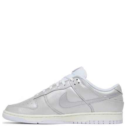 Nike Dunk Low Metallic Silver